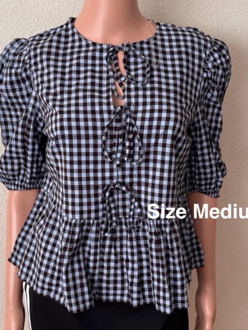 Time and Tru Women's Tie Front Peplum Top with Short Puff Sleeves, Size Medium